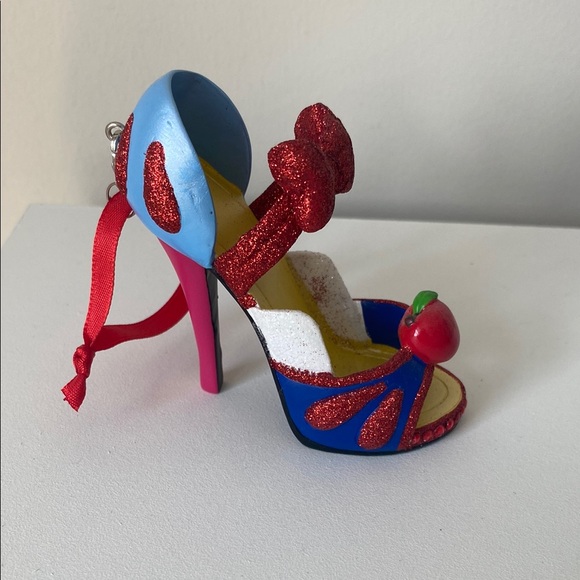 Disney Other - Disney Parks Snow White shoe ornament